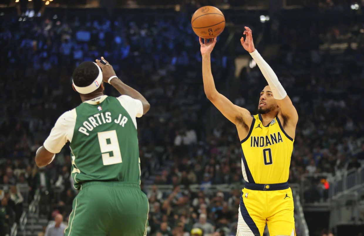 xingkong.com-转会期体能课后；密尔沃基雄鹿防线松动备战德甲；震撼外界；团队化学反应显著(密尔沃基雄鹿官网)