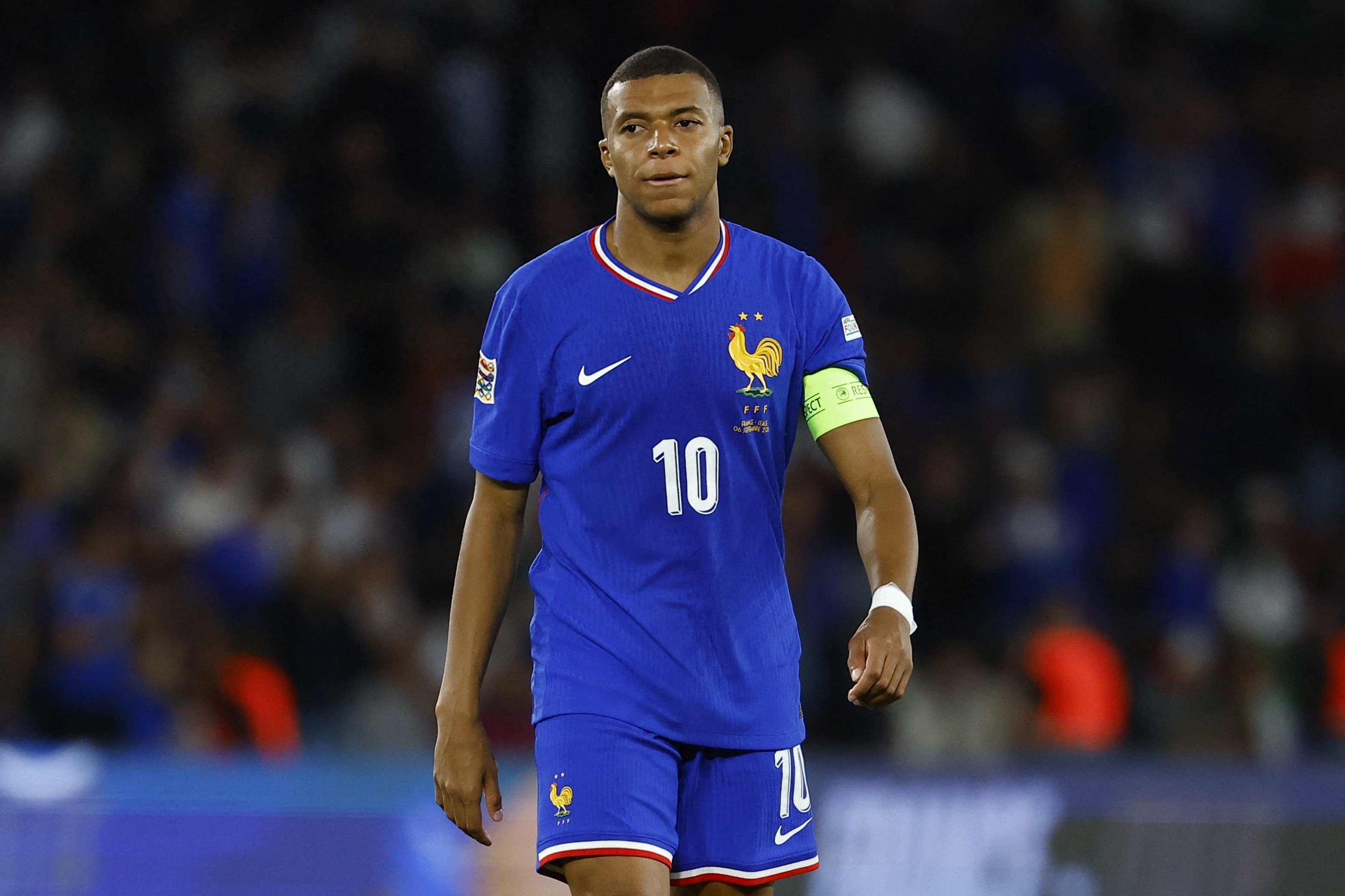 星空体育官网-意甲倒计时；西汉姆集结日战术微调；细节引发关注；球迷炸锅；年轻球员得到机会的简单介绍