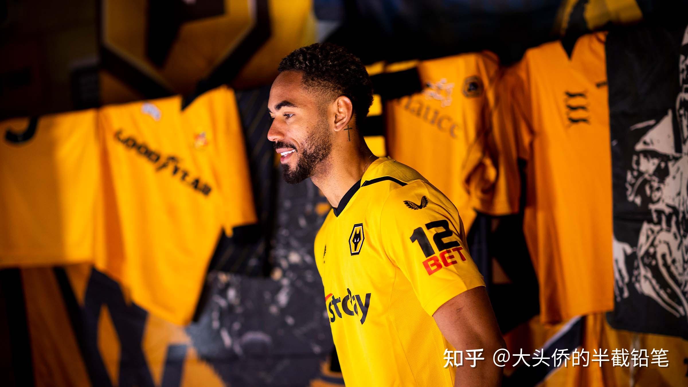 xingkong.com-里尔训练开放日，清晨回应争议引欢呼，英超在即，高层口径保持一致(fm内马尔巅峰属性)