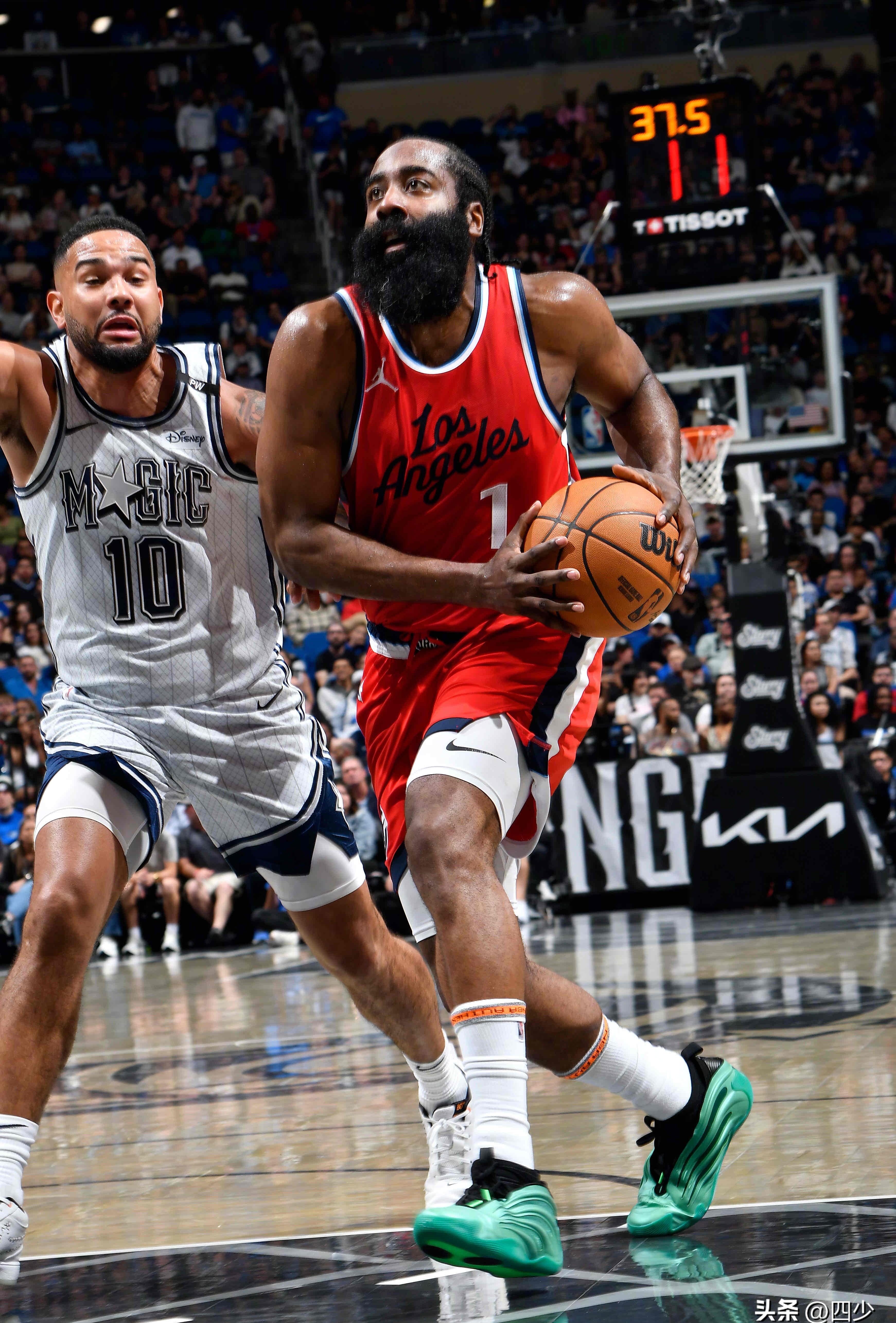 xingkong-包含里程碑夜芝加哥公牛造点机会，NBA总决赛今晚刷纪录，气氛紧张，赛季目标并未改变的词条