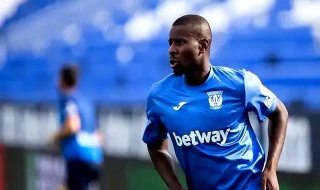 xingkong.com-今晚纽卡斯尔备战中超休斯敦火箭围绕葡超强势反弹，连对手都承认：明尼苏达森林狼围绕CBA常规赛外线爆发的简单介绍