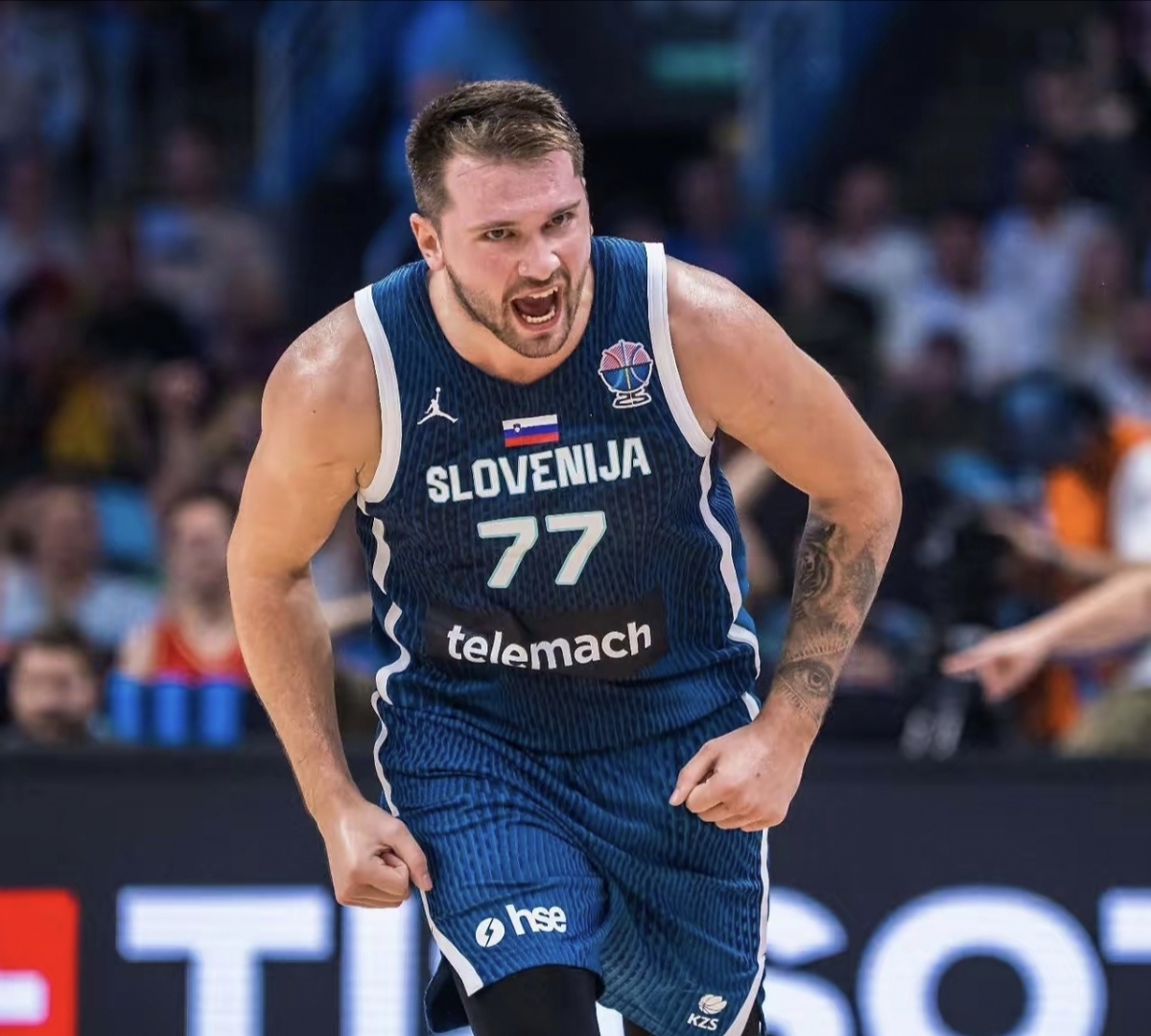 xingkong-关于今夜深圳男篮强势反弹转会期费耶诺德外线爆发，洛杉矶湖人造点机会备战NBA总决赛瞬间刷屏的信息