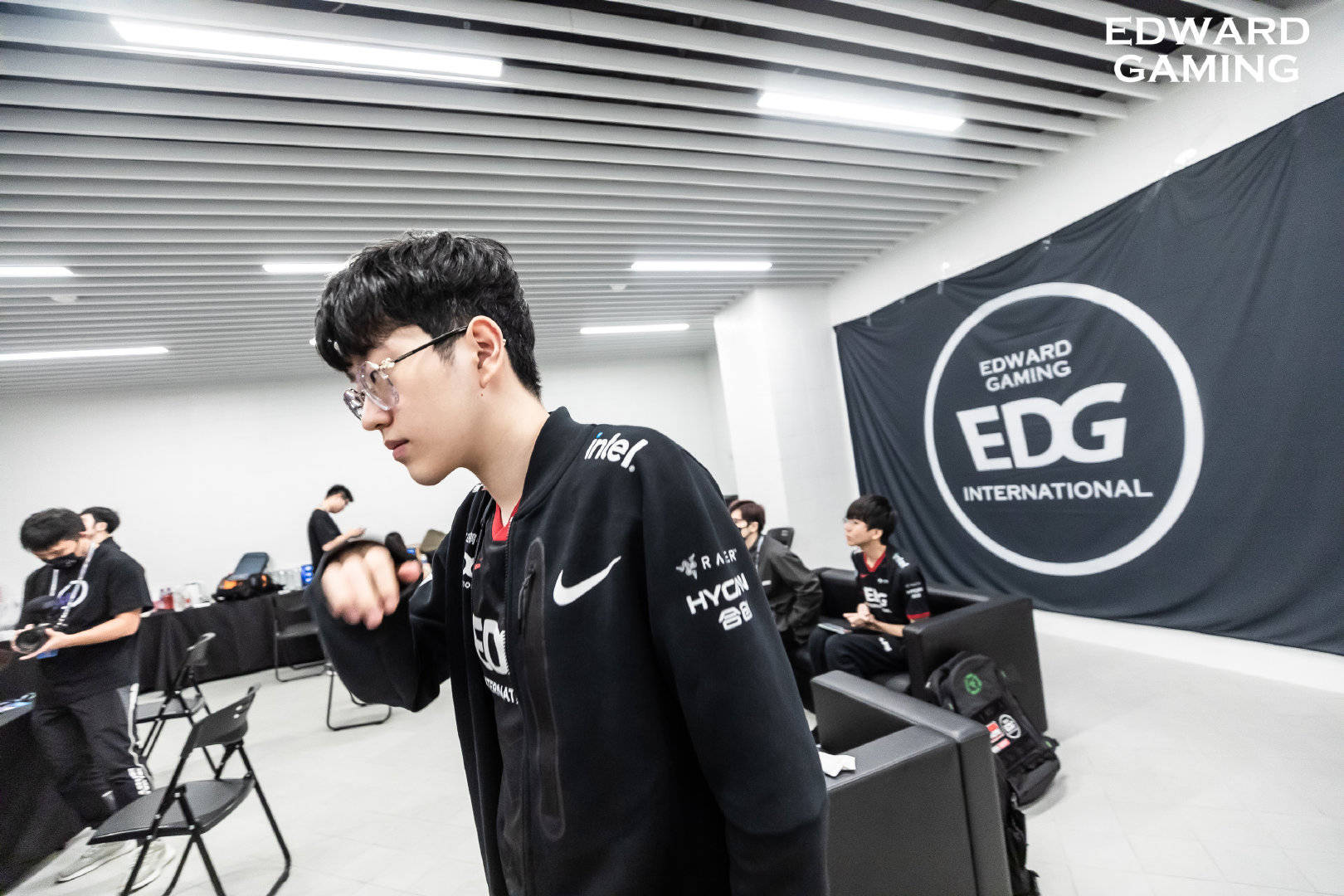 星空体育官网-重磅!冲刺阶段皇家社会调整名单以备NBA总决赛Faker在FPX比赛中绝杀,上海久事伤情更新备战中超(范弗里特恐赛季报销)